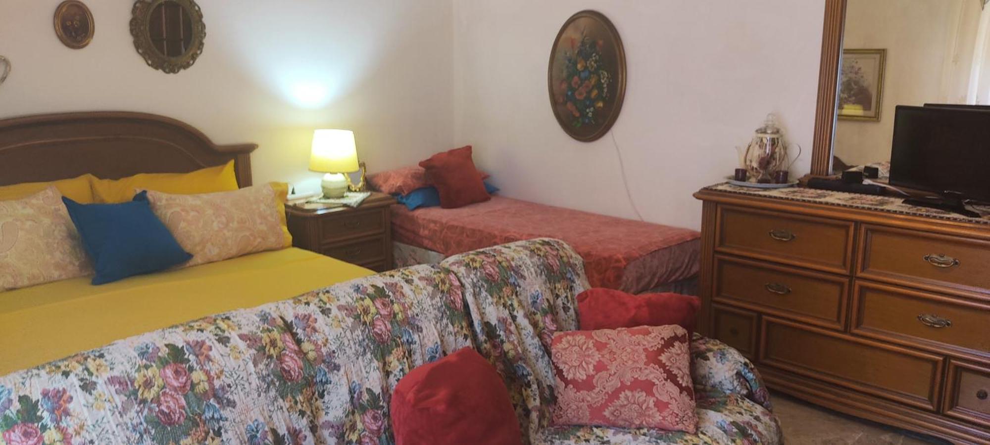 Amabile Guesthouse Milis Buitenkant foto