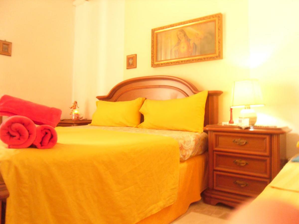 Amabile Guesthouse Milis Buitenkant foto